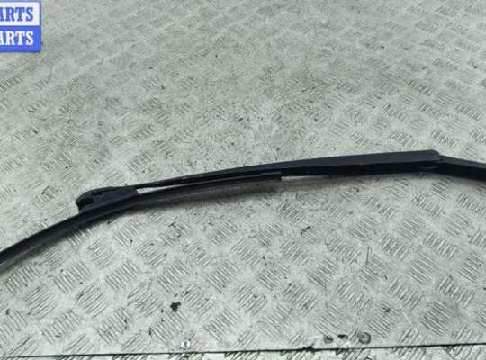 купить Щеткодержатель (поводок стеклоочистителя) передний на BMW 3 E46 (1998-2006)