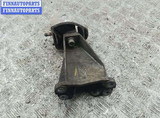 купить Кронштейн КПП опорный на Volkswagen Passat B5+ (GP)