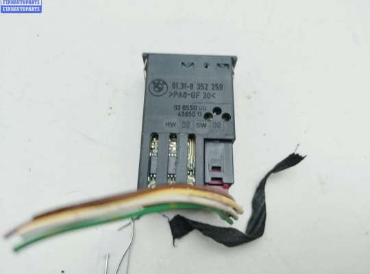 купить Кнопка обогрева сидений на BMW 5 E39 (1995-2003)