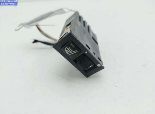 купить Кнопка обогрева сидений на BMW 5 E39 (1995-2003)