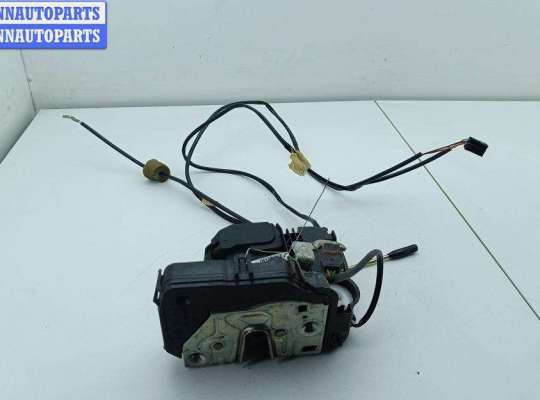 Замок боковой двери на Mercedes-Benz C (W203)