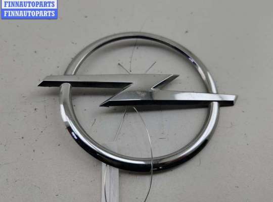 Эмблема OP2229008 на Opel Zafira B (2004-2014)