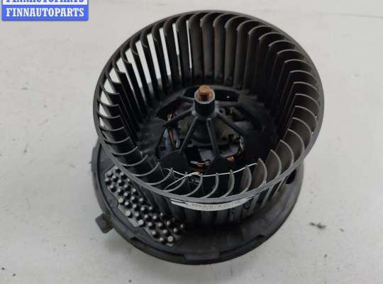 купить Двигатель отопителя (моторчик печки) на Volkswagen Passat B6