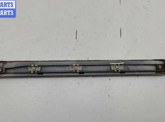 купить Молдинг двери задней правой на Mercedes C-Class W203 (2000-2006)