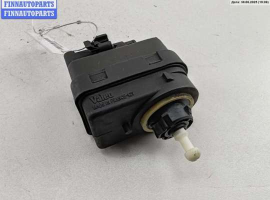 Корректор фар RN1451308 на Renault Megane II (2002-2008)