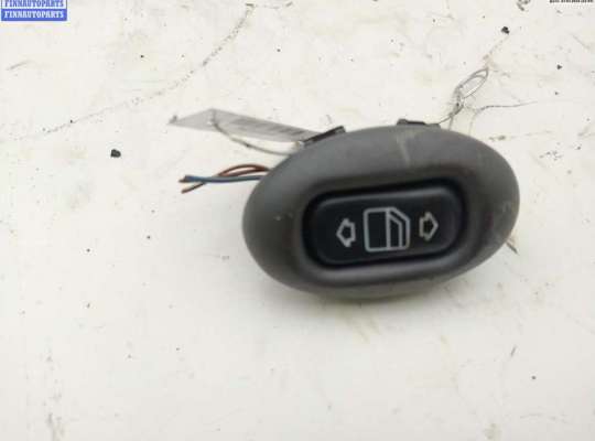 Кнопка стеклоподъемника заднего левого MB1136119 на Mercedes W168 (A)