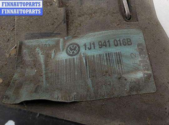 купить Фара правая на Volkswagen Golf-4