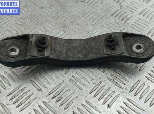 купить Кронштейн КПП опорный на BMW 5 E39 (1995-2003)