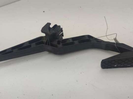 купить Педаль газа на Audi 80 B4 (1991-1996)