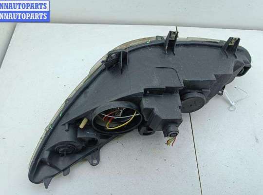 купить Фара правая на Peugeot 307