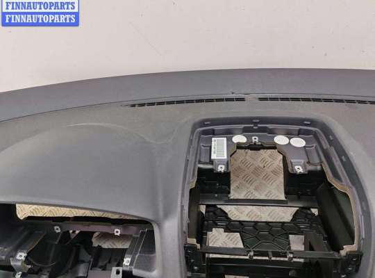 купить Панель приборная (торпедо) на Volkswagen Golf-5