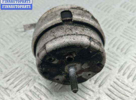 Подушка ДВС на Volkswagen Passat B5 (3B)