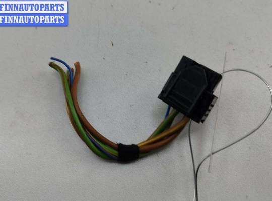 Разъем (фишка) проводки BM3542747 на BMW 3 E36 (1991-2000)