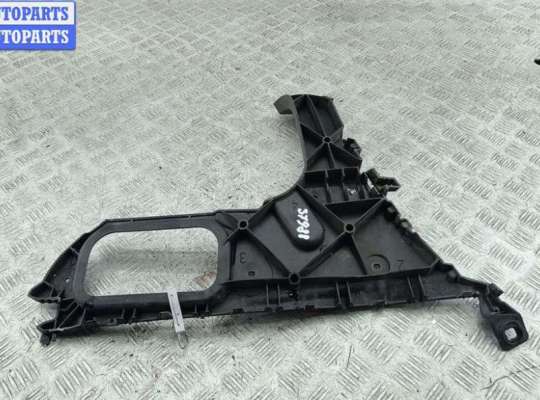 купить Кронштейн бампера заднего на Audi Q7 4L (2005-2015)