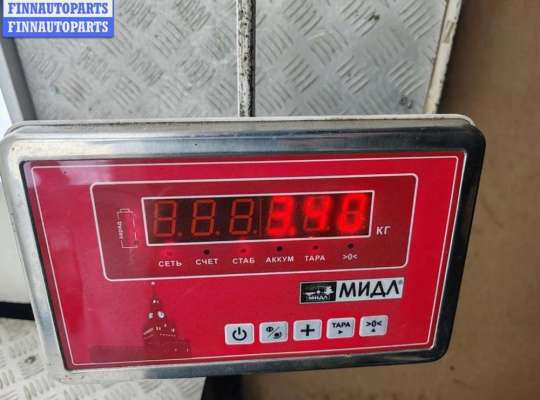 купить Обшивка двери передней правой (дверная карта) на Audi 80 B4 (1991-1996)