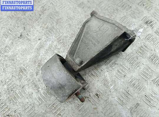 купить Кронштейн КПП опорный на Volkswagen Passat B5+ (GP)