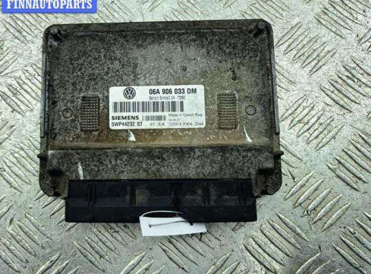 Блок управления двигателем (ДВС) SK517707 на Skoda Octavia mk1 (A4 1U) 1996-2010