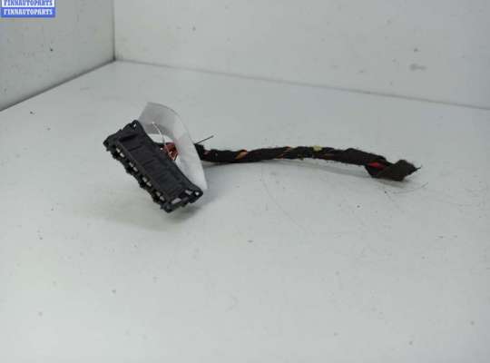 Разъем (фишка) проводки MB1530749 на Mercedes E-Class W210 (1995-2002)