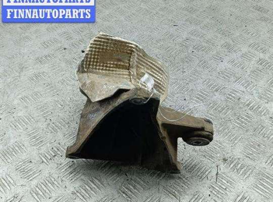 купить Кронштейн КПП опорный на Volkswagen Passat B5