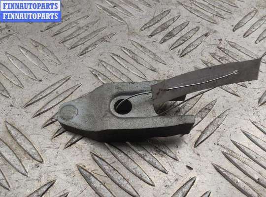 купить Скоба (кронштейн) крепления форсунки на Opel Insignia A (2008-2017)