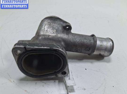 Фланец (тройник) системы охлаждения на Volkswagen Sharan I (7M)