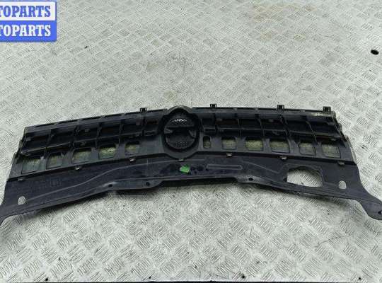 купить Решетка радиатора на Opel Astra H (2004-2009)