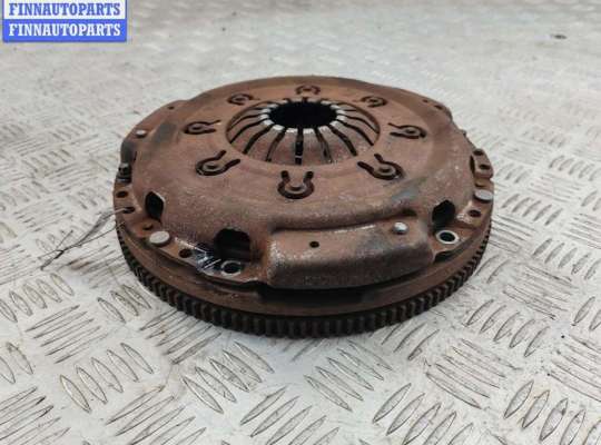 Маховик на Opel Zafira A