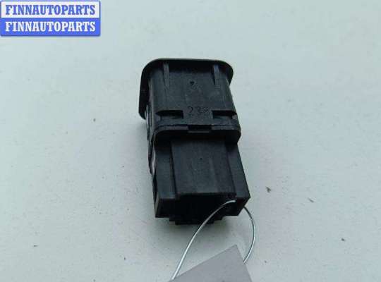 купить Кнопка открывания лючка топливного бака на Volkswagen Passat B5