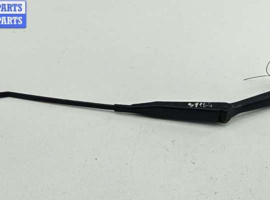 Щеткодержатель (поводок стеклоочистителя) передний OP2344029 на Opel Astra G (1998-2004)