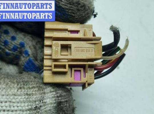 купить Разъем (фишка) проводки на Volkswagen Golf-4
