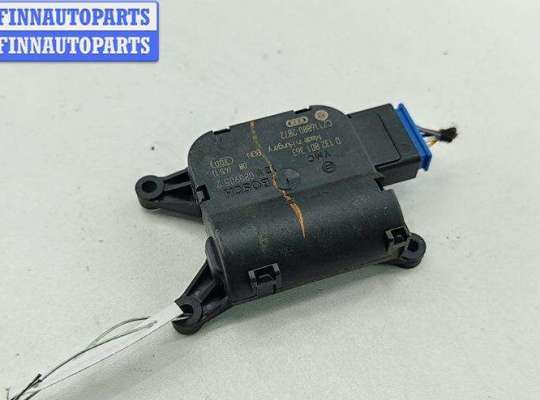 Купить Моторчик заслонки отопителя на Volkswagen Passat B6 Моторчик заслонки отопителя VG2718386 на Volkswagen Passat B6