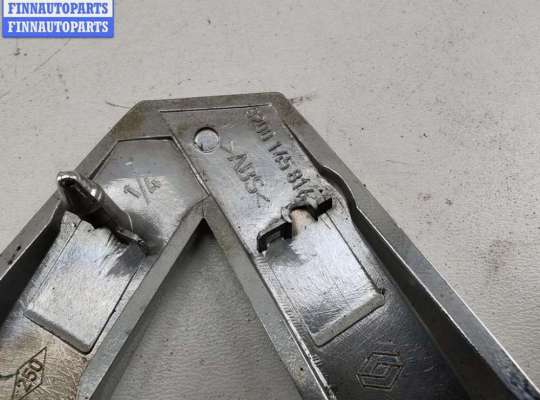 купить Эмблема на Renault Scenic II (2003-2009)