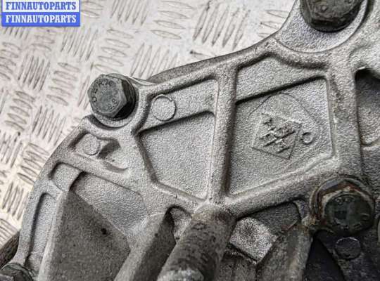 купить Насос водяной охлаждения на Volkswagen Golf-3