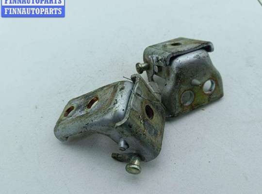 Петля двери на Peugeot 407