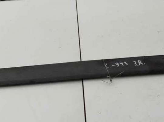 Купить Молдинг двери задней правой на Opel Astra G (1998-2004) Молдинг двери задней правой OP2354707 на Opel Astra G (1998-2004)