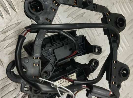 купить Кнопки руля на Ford Focus II (2004-2011)