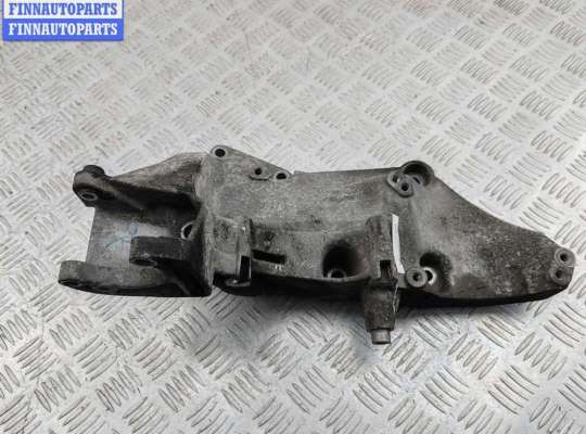 купить Кронштейн генератора на Renault Laguna II (2001-2007)