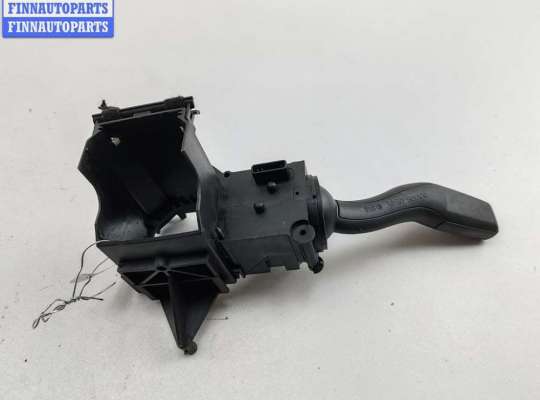 купить Переключатель поворотов на Audi A6 C6 (2004-2011)