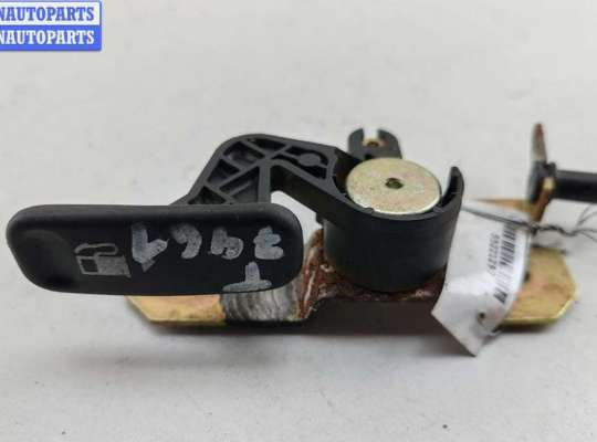 Купить Ручка открывания лючка топливного бака на Ford Mondeo III (2000-2007) Ручка открывания лючка топливного бака FO2090709 на Ford Mondeo III (2000-2007)