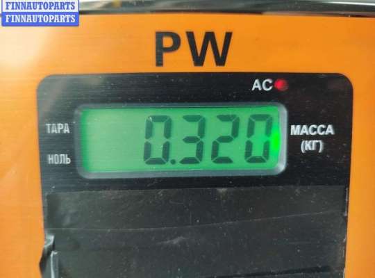 купить Решётка (заглушка) в бампер на Volkswagen Passat B5+ (GP)