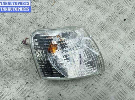 купить Поворотник (указатель поворота) правый на Volkswagen Passat B5