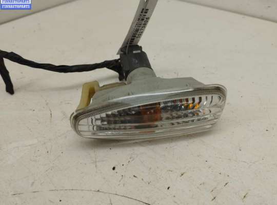 купить Повторитель поворота левый на Hyundai i30