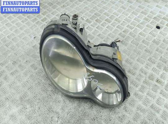 купить Фара правая на Mercedes C-Class W203 (2000-2006)