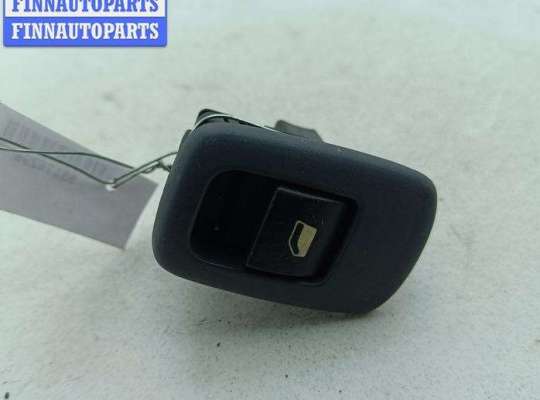 купить Кнопка стеклоподъемника переднего правого на Citroen C5 (2001-2008)