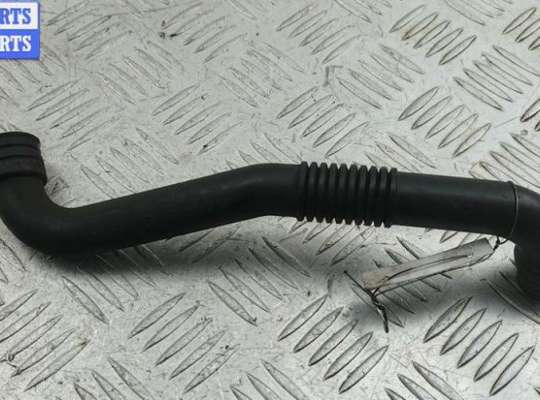 купить Патрубок на Audi A4 B6 (2001-2004)