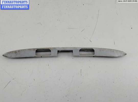 Накладка подсветки номера PG1110441 на Peugeot 307