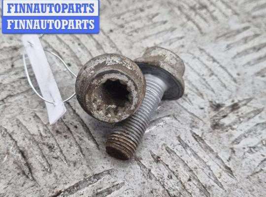 купить Болт крепления на Volkswagen Touareg