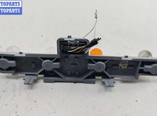 купить Плата фонаря заднего левого на Opel Zafira B (2004-2014)