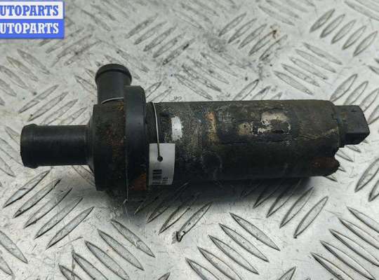 купить Насос водяной дополнительный на Volkswagen Transporter T4