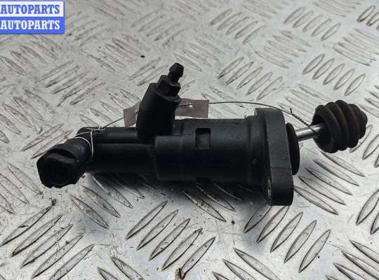 купить Цилиндр сцепления рабочий на Skoda Octavia mk2 (A5 1Z) 2004-2013